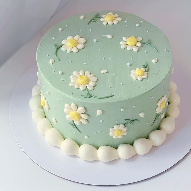 Bánh Sinh Nhật Tặng Mẹ Lựa Chọn Hoàn Hảo Cho Ngày Đặc Biệt