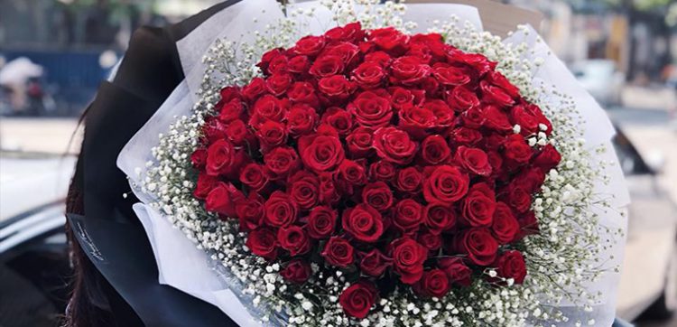 Tặng quà 20/10 cho bạn gái ở xa: Gửi gắm yêu thương dù cách xa Tặng quà 20/10 cho bạn gái ở xa: Gửi gắm yêu thương dù cách xa