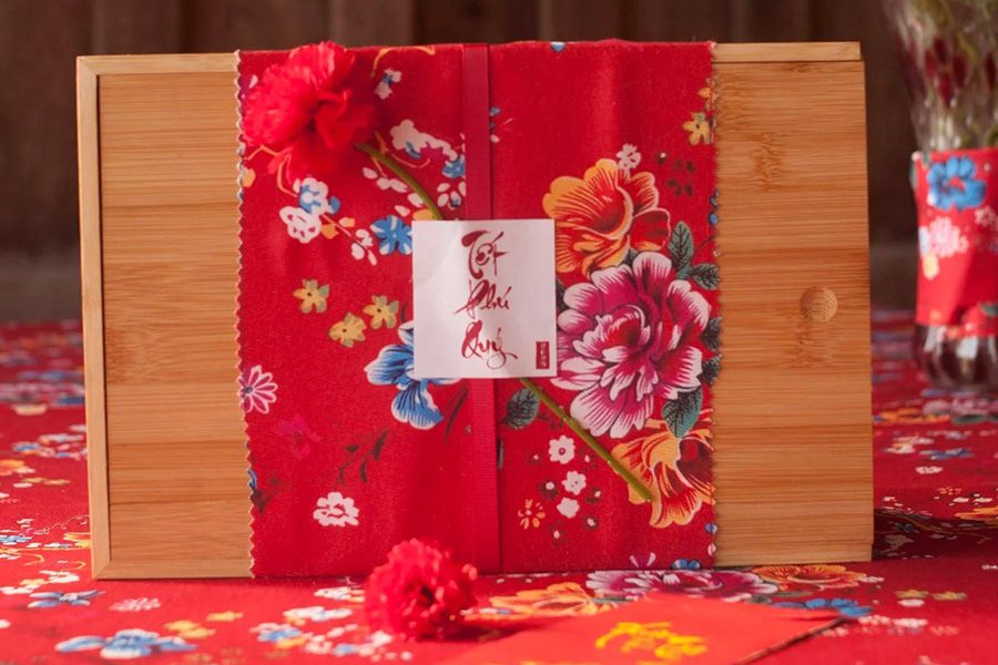 Quà lưu niệm Việt Nam: Tặng phẩm độc đáo từ văn hóa đến du lịch Quà lưu niệm Việt Nam: Tặng phẩm độc đáo từ văn hóa đến du lịch